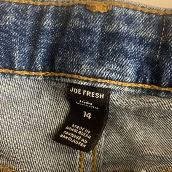 Mid length Jean shorts - Picture 3 of 3